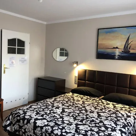 Maximo - 50m From The