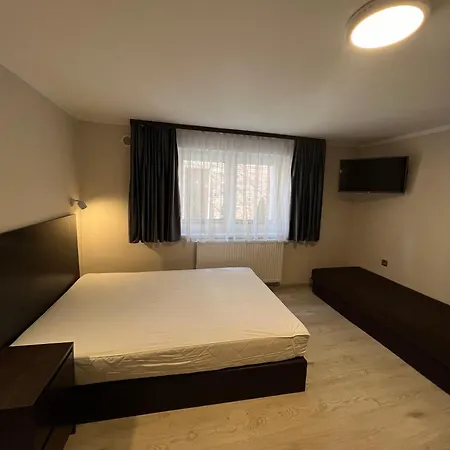 Maximo - 50m From The