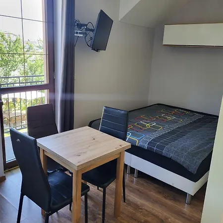 Maximo - 50m From The Apartman