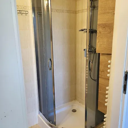 Maximo - 50m From The アパート *