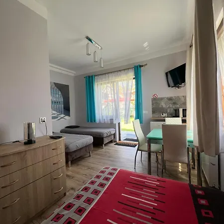 Maximo - 50m From The アパート