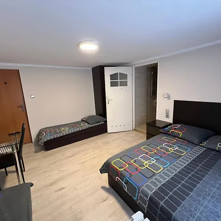 アパート Maximo - 50m From The ダルウフコ