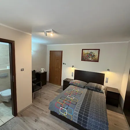 Maximo - 50m From The Apartman