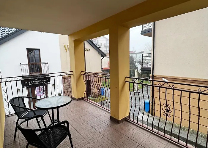 Maximo - 50m From The *