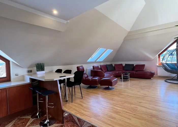 Maximo - 50m From The Апартаменты Дарлувко