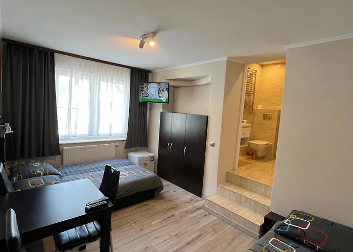 Maximo - 50m From The *